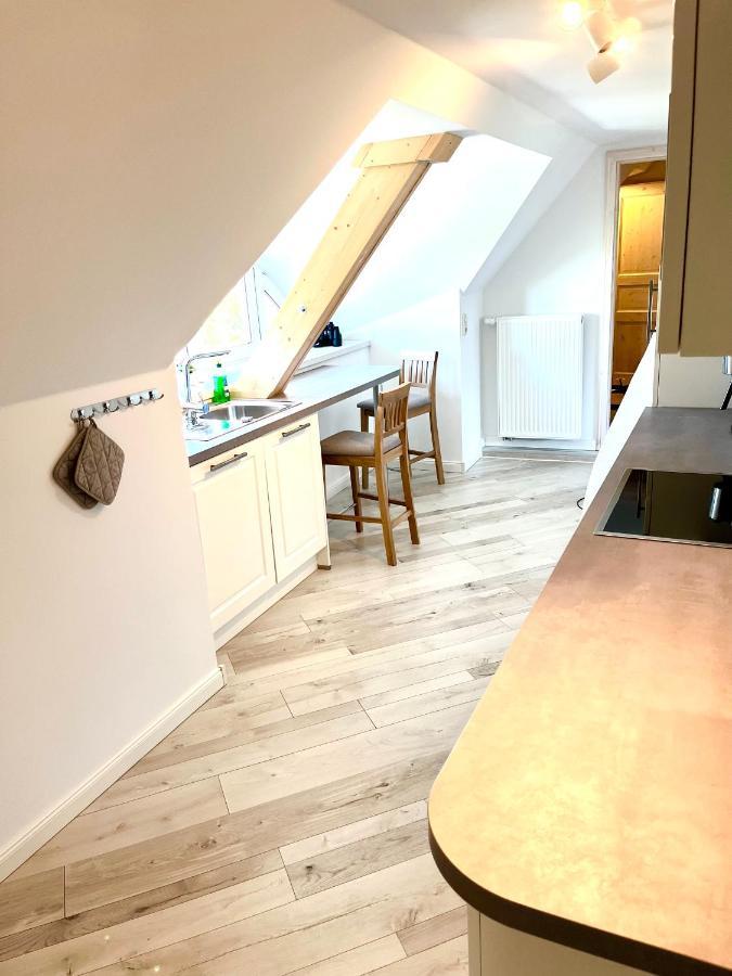 Zur Alten Boddenfischerei Ferienwohnung Heidezauber Neuendorf Heide Exterior photo